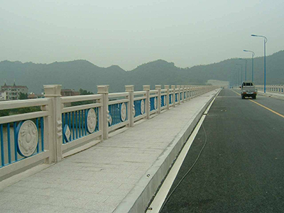橋梁鐵藝護欄圖片1